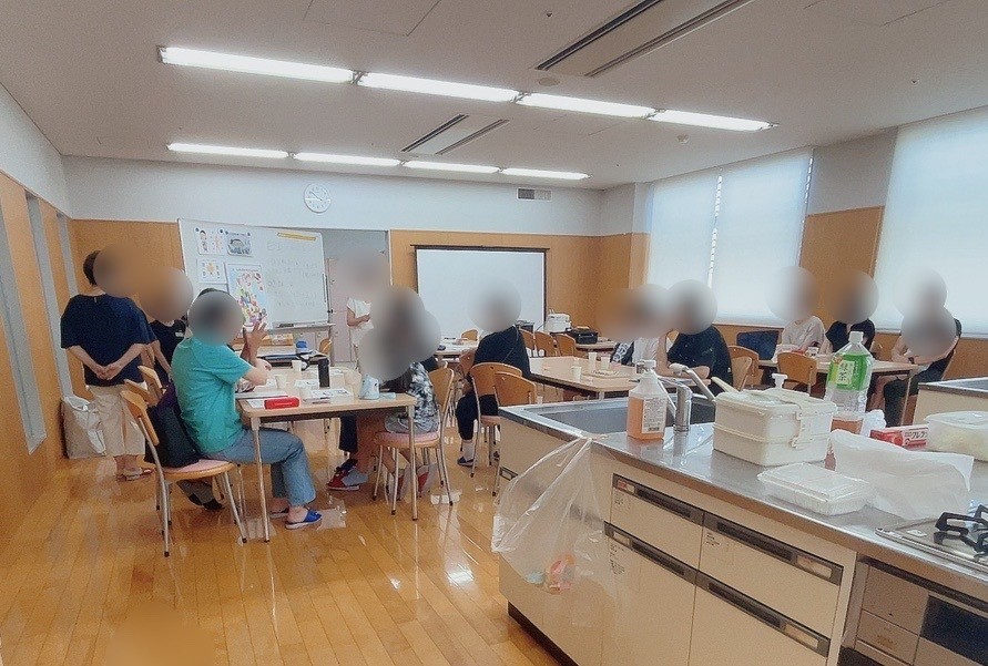 コップルーム〜寄り添いホッとチャイルドライン安心安全な居場所〜